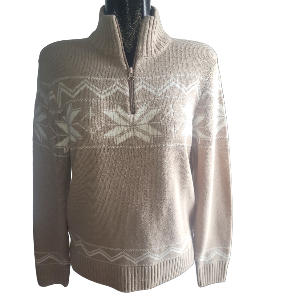 Mountain Ridge Beige and White Zippered Neckline Sweater S